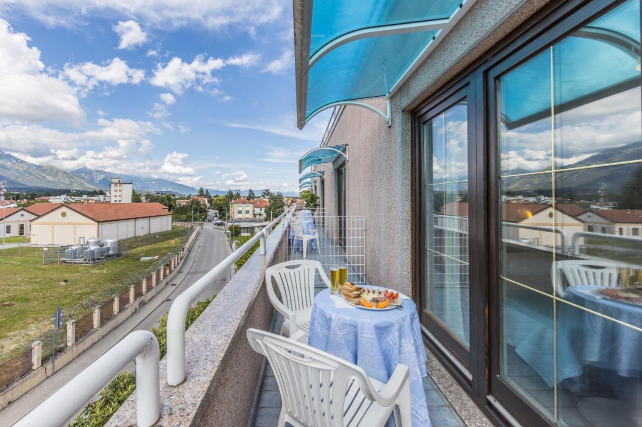Aviano Palace Hotel Ngoại thất bức ảnh