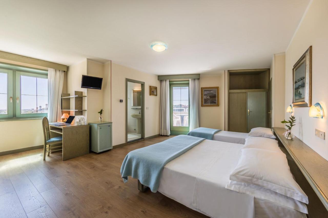 Aviano Palace Hotel Ngoại thất bức ảnh