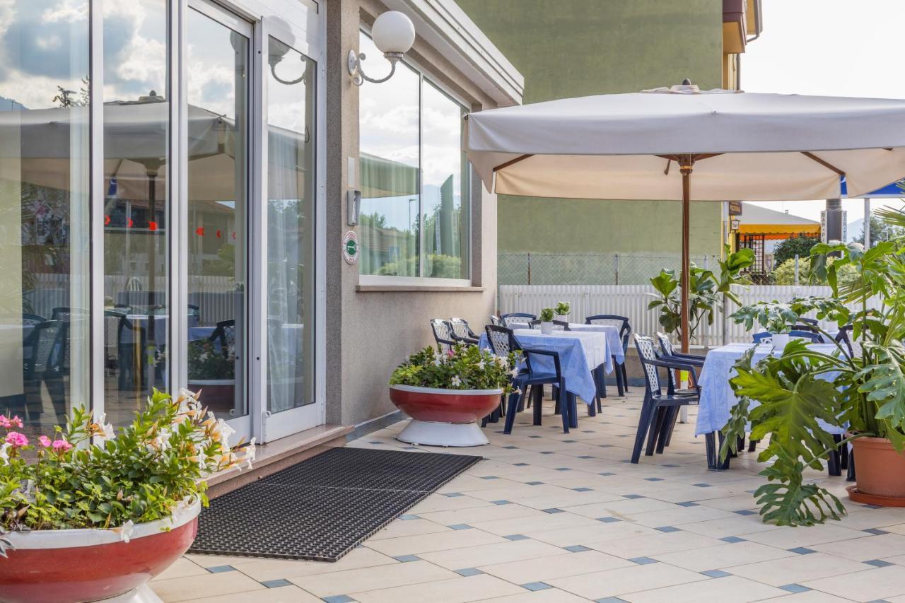 Aviano Palace Hotel Ngoại thất bức ảnh