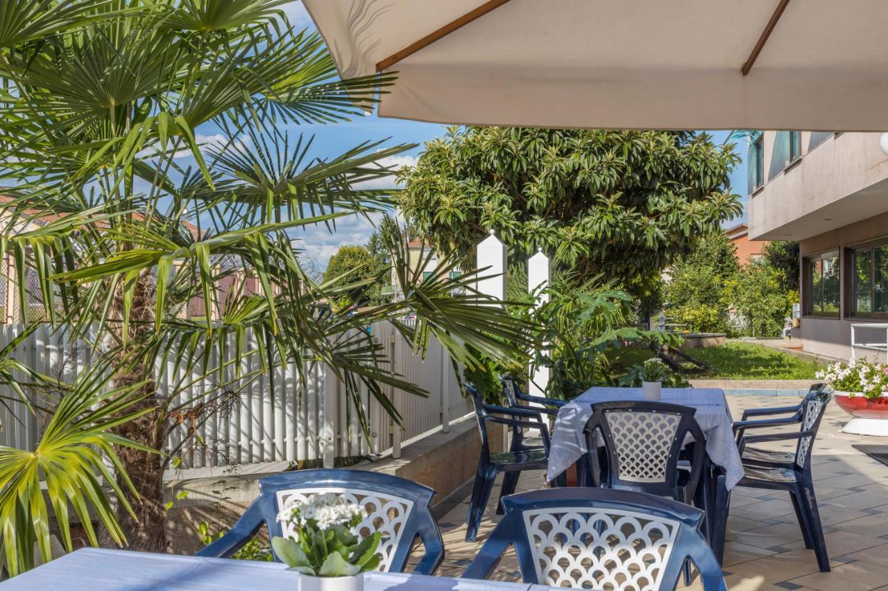 Aviano Palace Hotel Ngoại thất bức ảnh