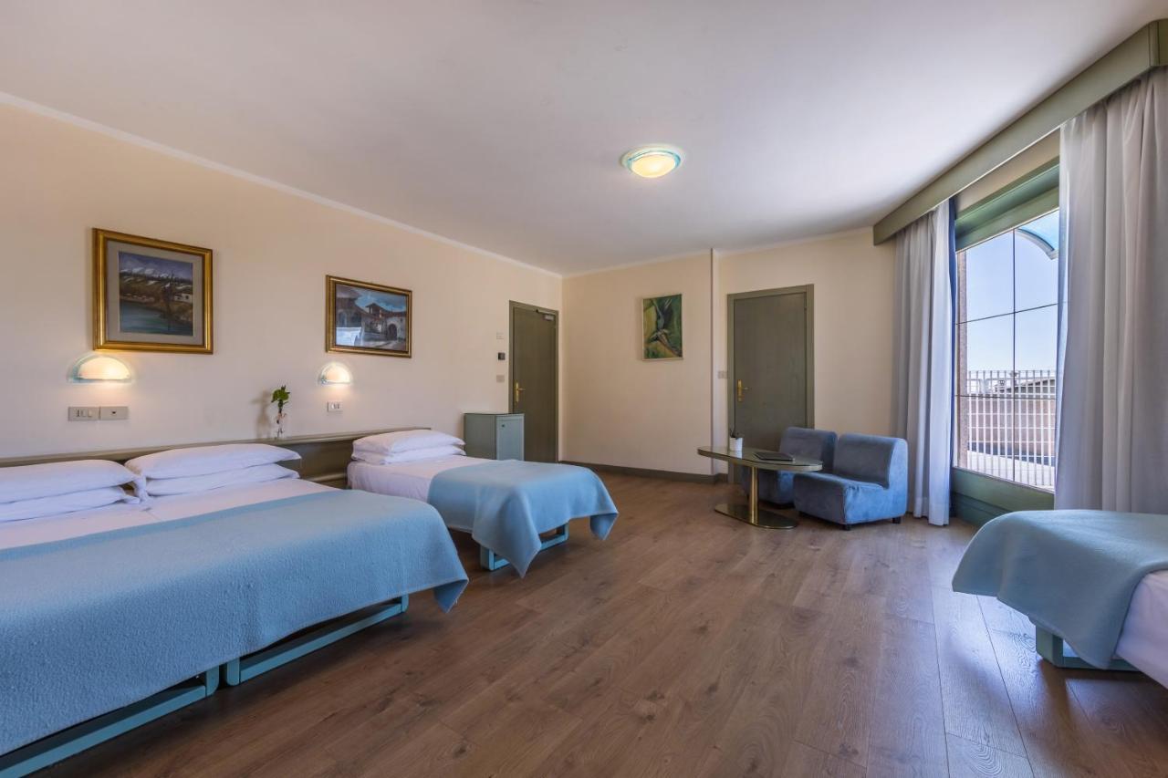 Aviano Palace Hotel Ngoại thất bức ảnh
