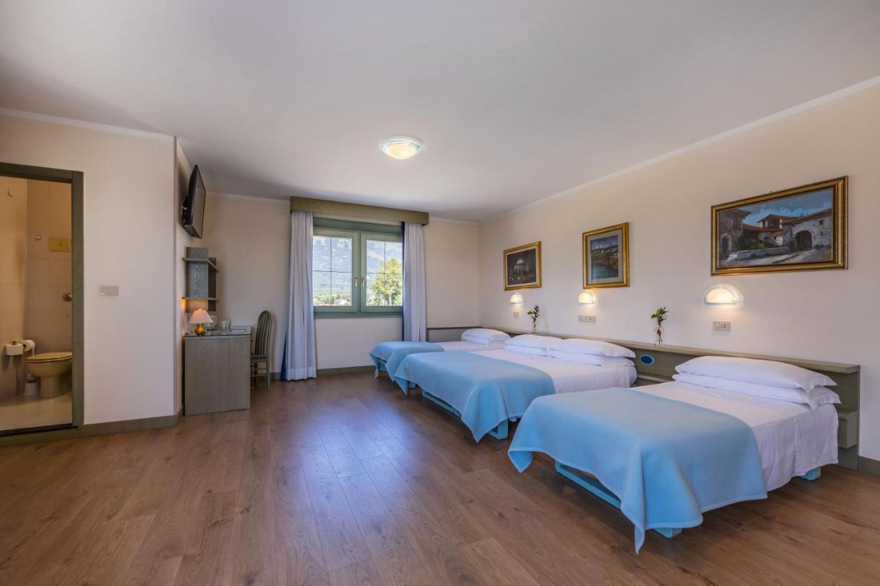 Aviano Palace Hotel Ngoại thất bức ảnh